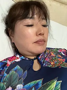 美女oo-shanshan在线直播