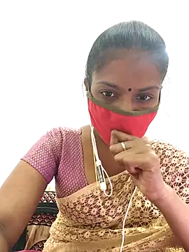 Webcam Model (Tamil_Yalini12)  is live.Free join now!