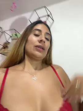 Megumi_Ivanov webcam