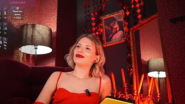 Carrie_in_the_city webcam