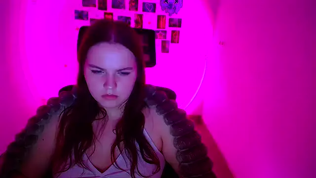 Kitty_Mia_Kitty webcam