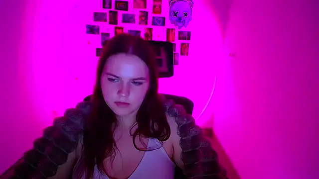 Kitty_Mia_Kitty webcam