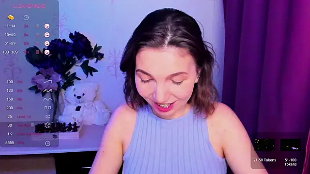 kindhazelhere_ - KindHazelHere_'s free webcam