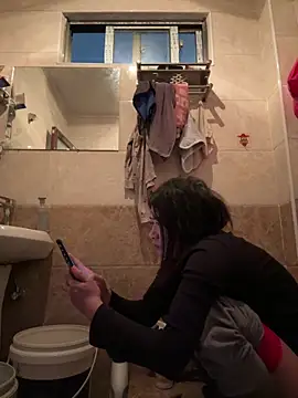 美女daaqnn在线直播