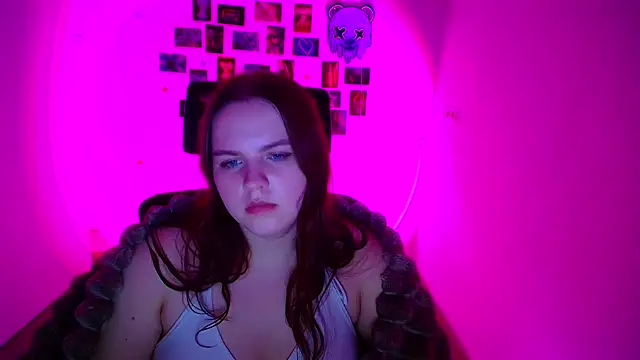 Kitty_Mia_Kitty webcam