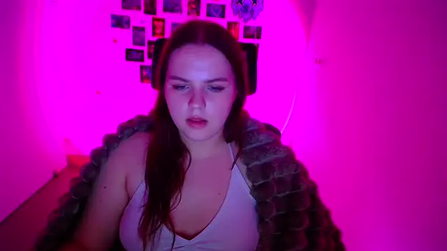 Kitty_Mia_Kitty webcam