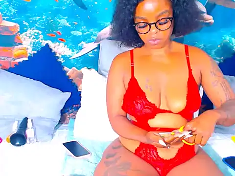 Cherrybootyjoy webcam