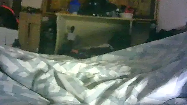 ON3YOULLN3VER_FIR3 webcam