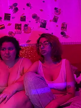 chat webcam RavenEllieUniverse