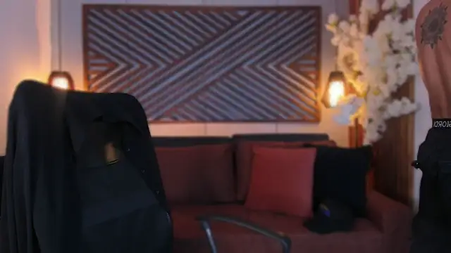 Donovan_Desmond webcam