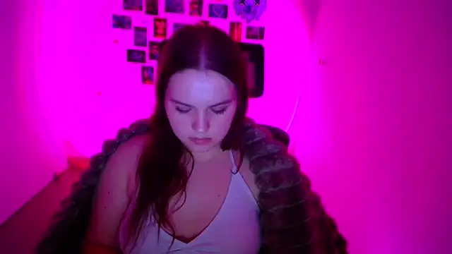 Kitty_Mia_Kitty webcam