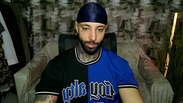 MasculineGuy99 webcam