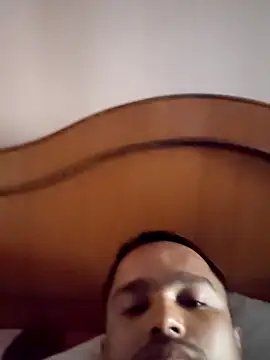 Mumbai_handsom92 webcam