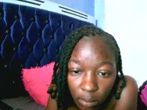 Ebonybrez webcam