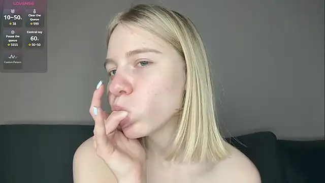 OdelinaFicken webcam