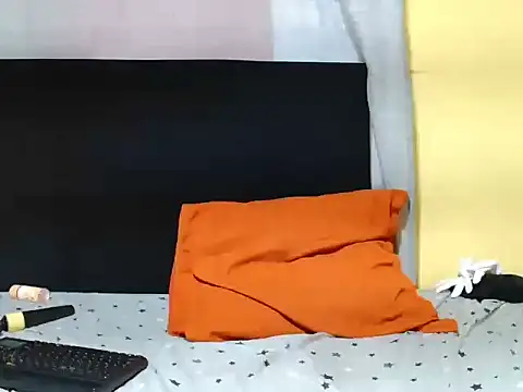 JinglynJuicy22 webcam