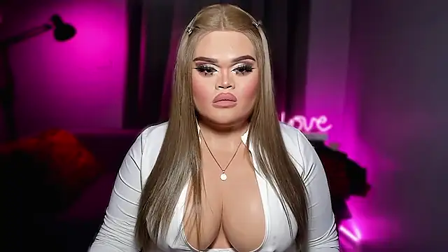 BelindaLove webcam