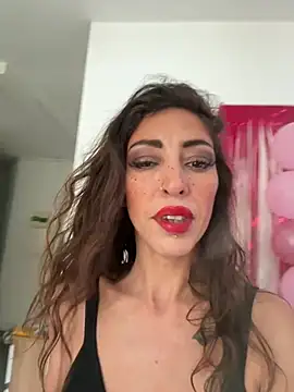 Amani_thewolf webcam