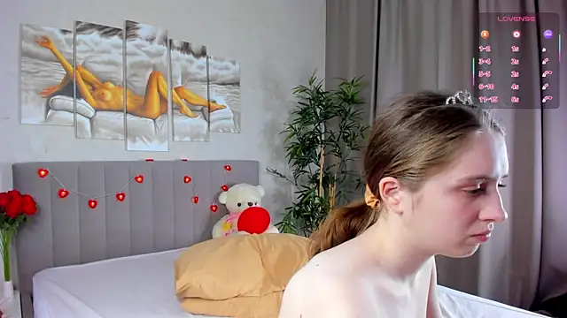 Camilla_Kelly webcam