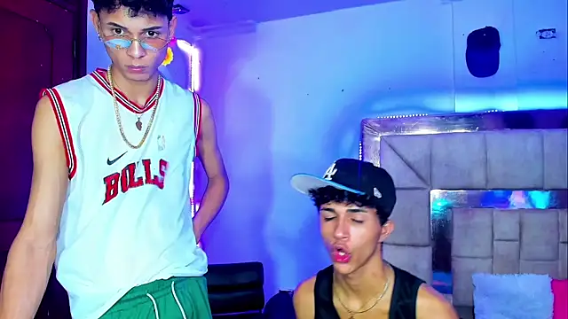 boyswantingplay webcam