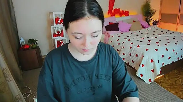 AlluringLookk webcam