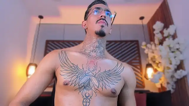 Donovan_Desmond webcam