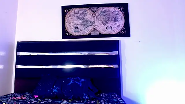 Karol_Vanessa__ webcam