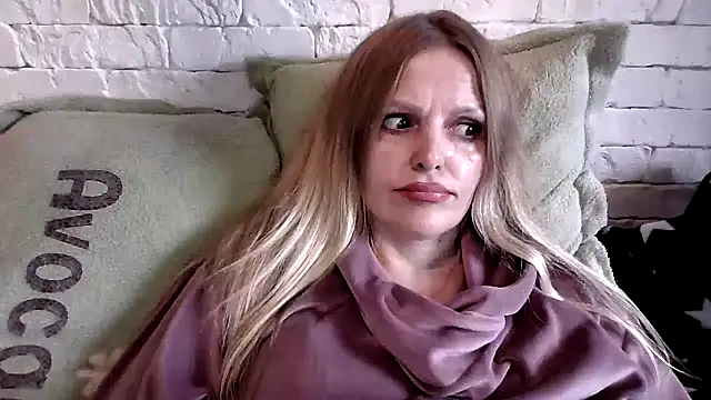 Angel_girllovemy webcam