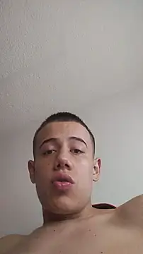 jac0b_x (M twink) - Show bigcock