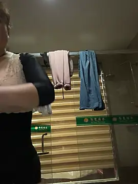 美女oo-shanshan在线直播