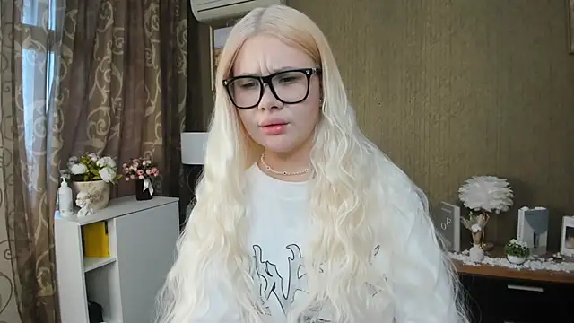 OraliaTumbleston webcam