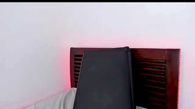 vanessa_saquirt webcam