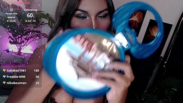 Miss_Ricca_Smith webcam