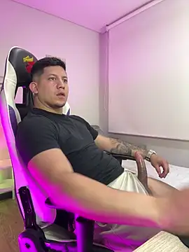 _robertobaggioo webcam