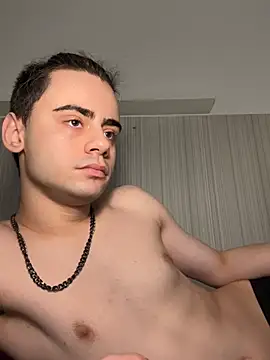 YourFavouriteTwink webcam