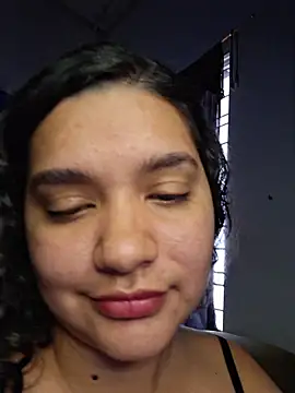 Webcam Model (blerstefan1) is live