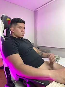 _robertobaggioo webcam