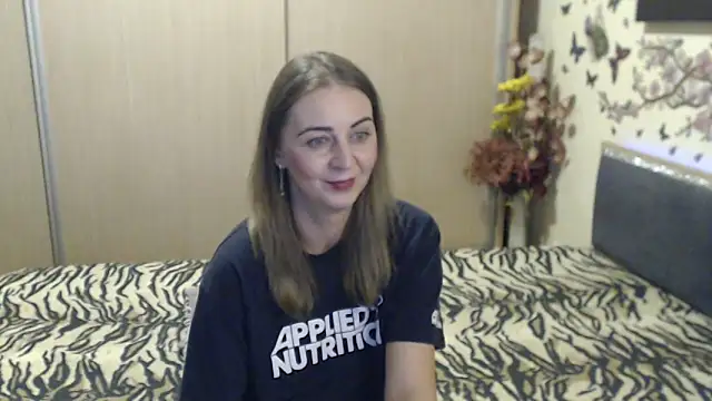 mirabelasweet - MirabelaSweet's free webcam