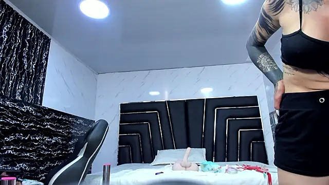 Ladyy_Scarlett webcam