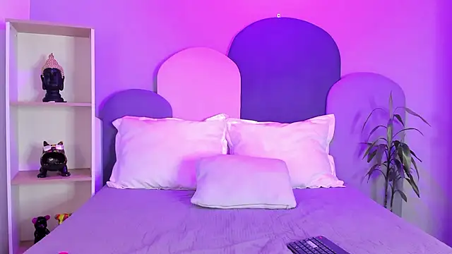 SophieGomez22 webcam