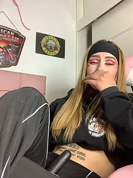 PrettyAshley_ webcam