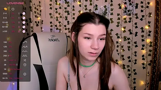 LinaBlossom_ webcam