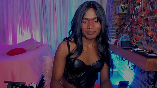 LaGoldenBitch webcam