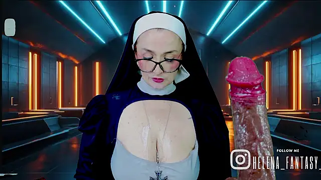 helenas_fantasy webcam