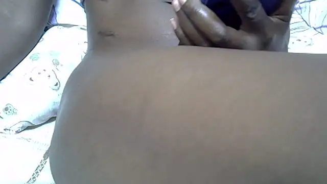 EbonyVallerin webcam