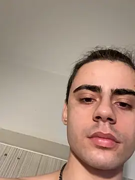 YourFavouriteTwink webcam