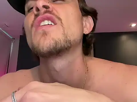 mcklister_kinky_feets webcam