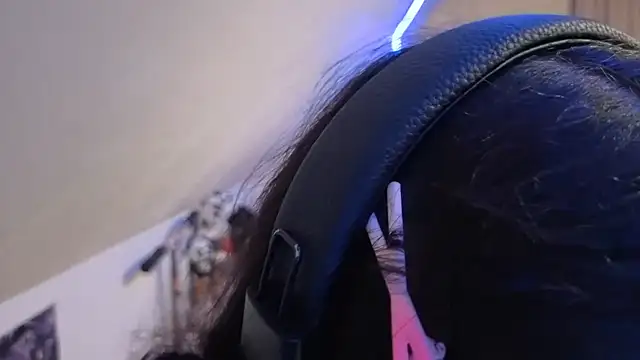 Blissmissataeses webcam