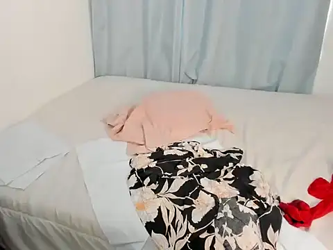 MonicaGarcia_ webcam