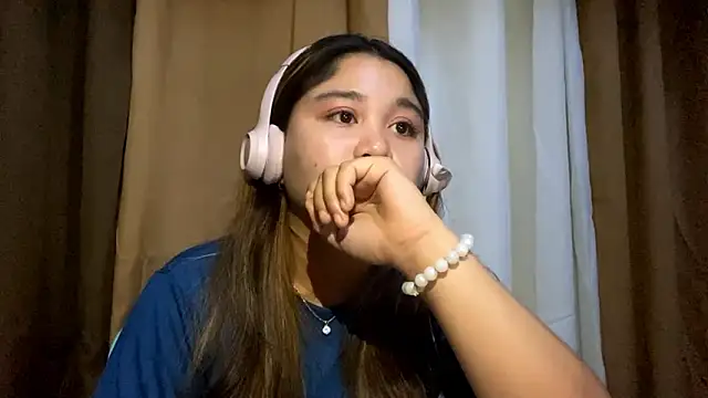 LeeanneBakeley webcam